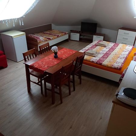 Alegria Natur Apartments Mikulov Luaran gambar