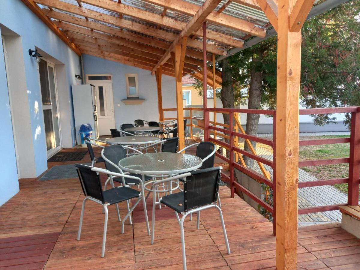 Alegria Natur Apartments Mikulov Luaran gambar