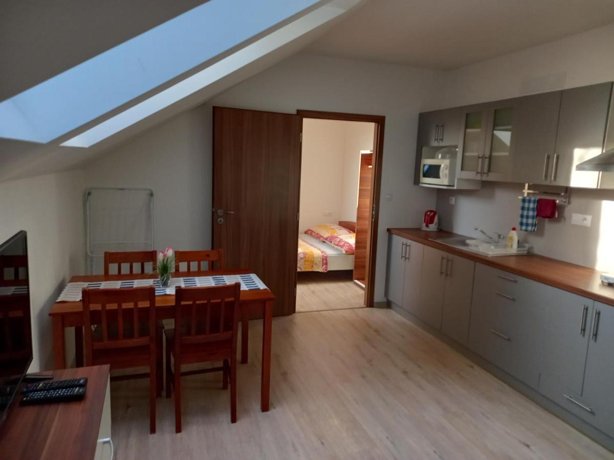 Alegria Natur Apartments Mikulov Luaran gambar