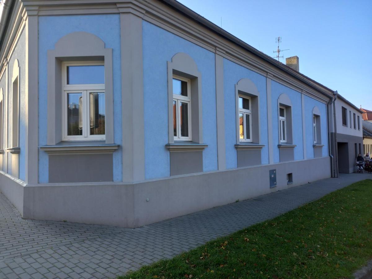 Alegria Natur Apartments Mikulov Luaran gambar