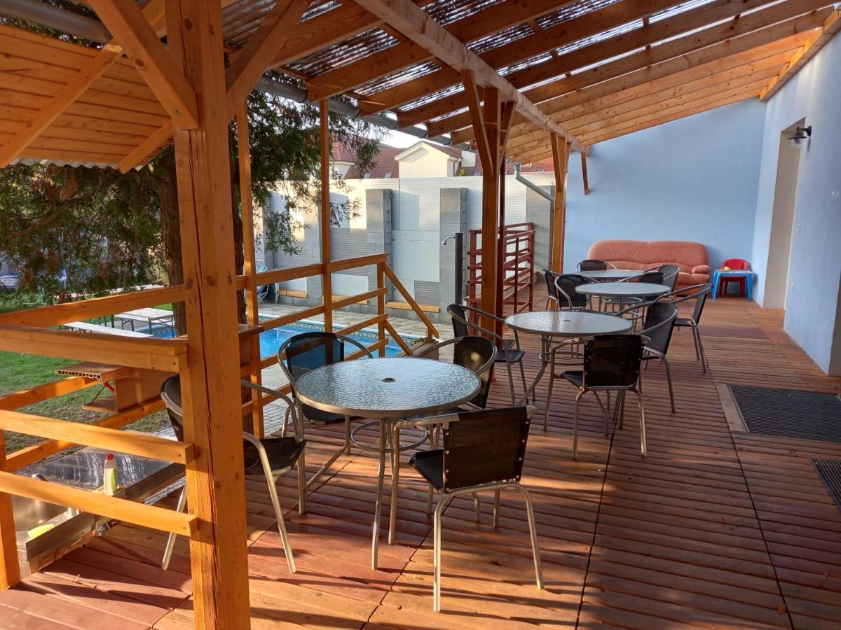 Alegria Natur Apartments Mikulov Luaran gambar