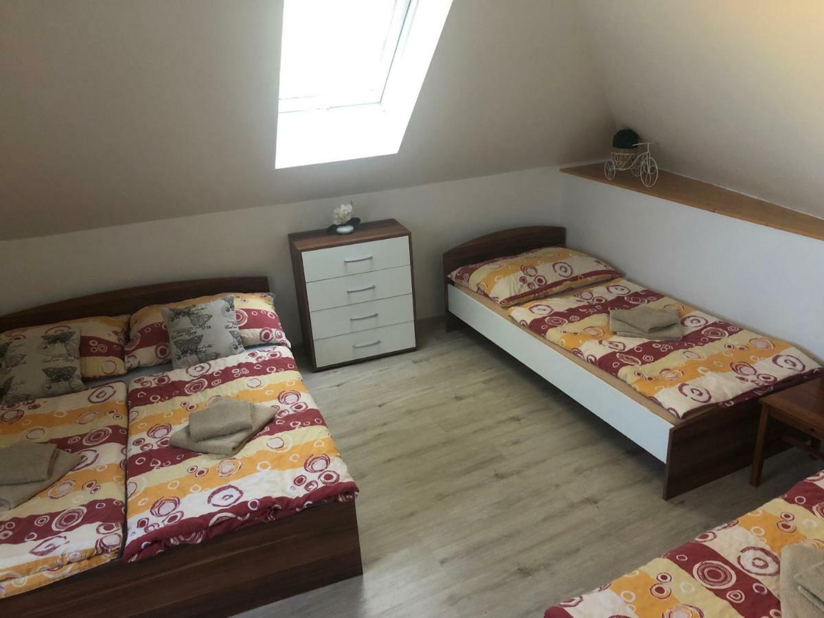 Alegria Natur Apartments Mikulov Luaran gambar